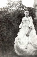 Елена Борисова-Мусатова в старинном платье. Фотография В. Борисова-Мусатова