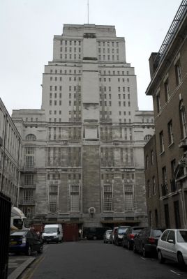 Здание Лондонского университета