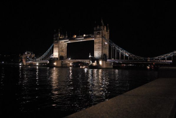 Лондон. Ночной красавец - мост Тауэр